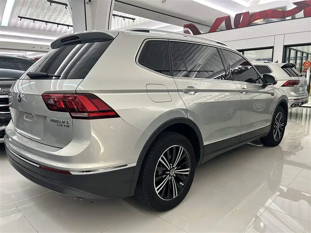 Volkswagen Tiguan L 2019 330TSI Auto 2WD Panorama Comfort Edition China V фото 20