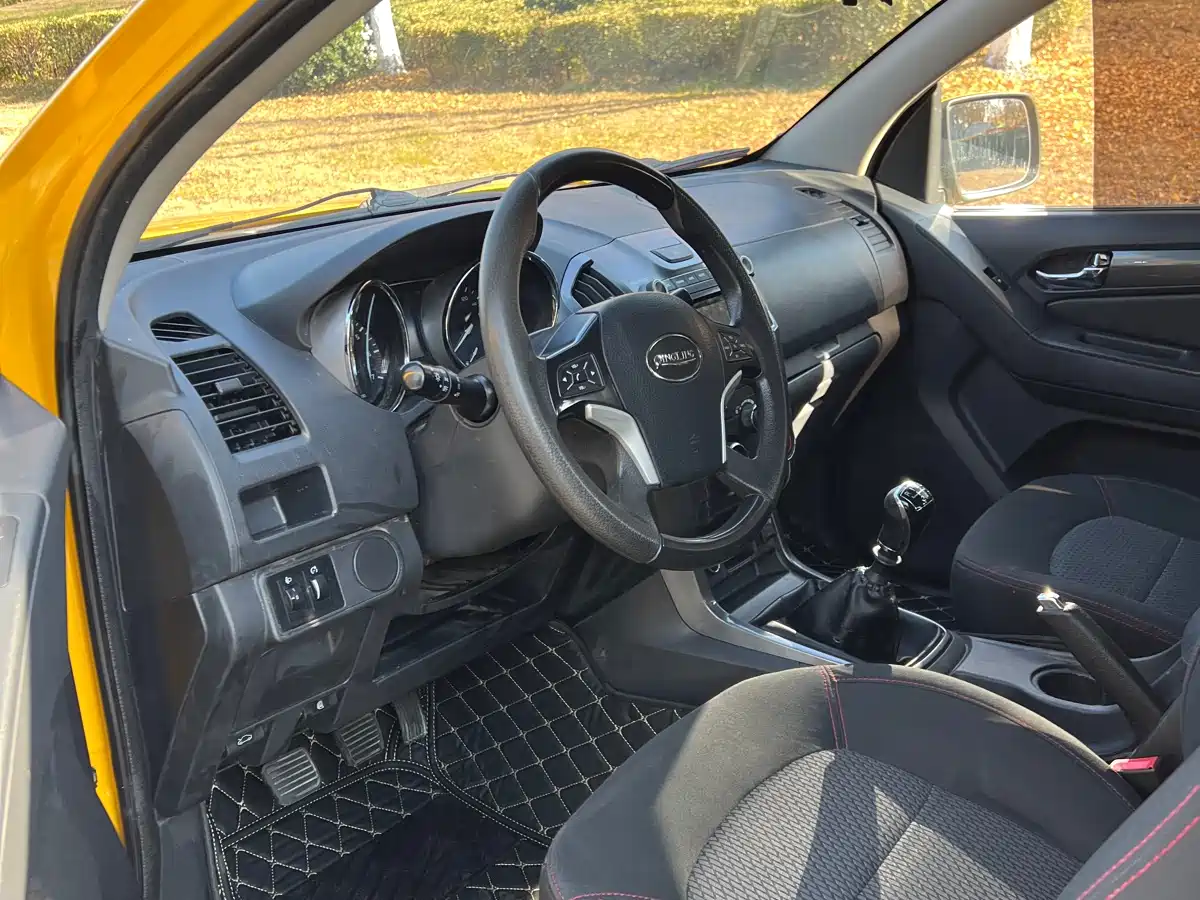 Isuzu TAGA Daka 2022 2021 1.8T Petrol Manual 2WD Ultra Luxury Long Wheelbase CE18