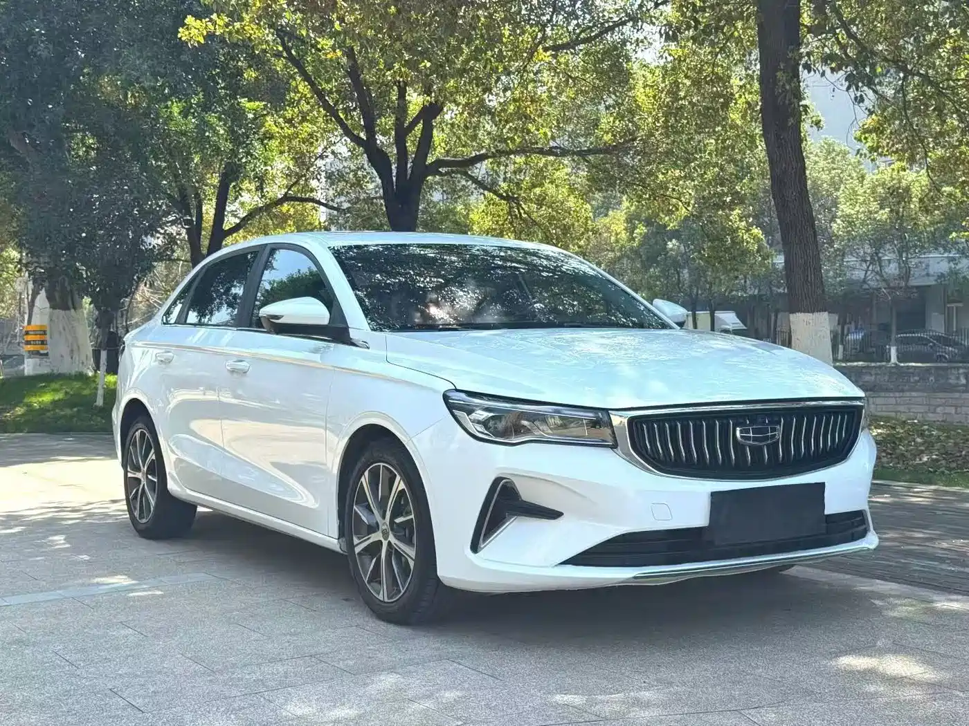 GEELY AUTOMOBILE EMGRAND