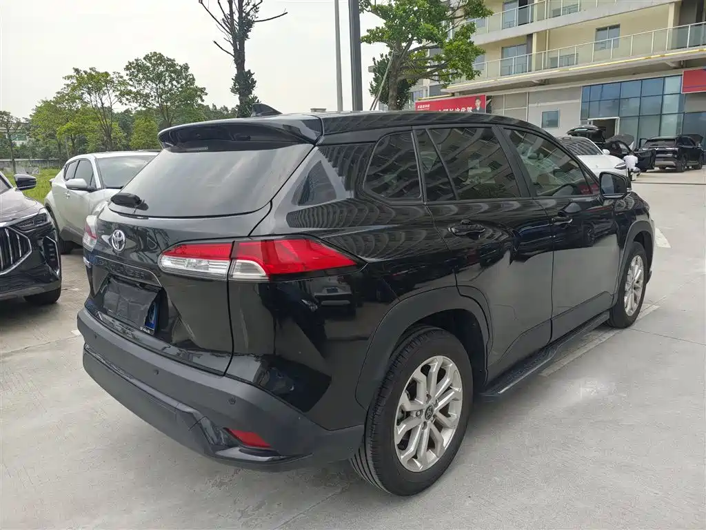 Toyota Frontlander 2025 2024 2.0L CVT Elite Plus Edition