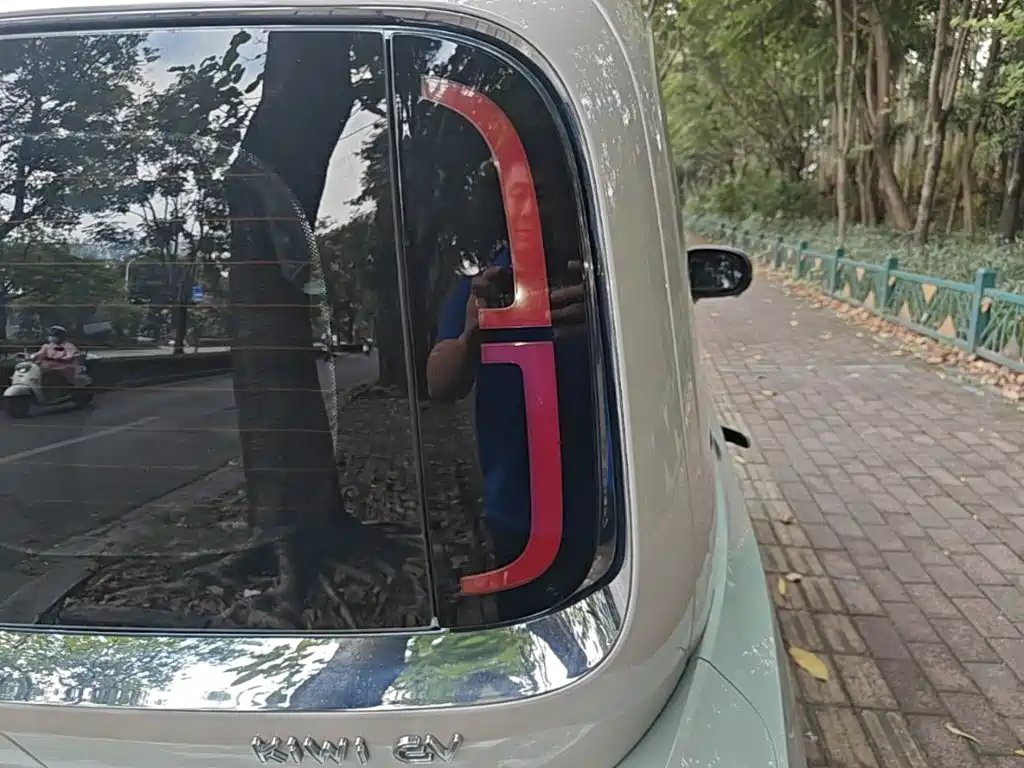 Baojun KiWi EV 2022 2023 DJI Edition LFP