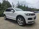 Фото 3 - Volkswagen Touareg