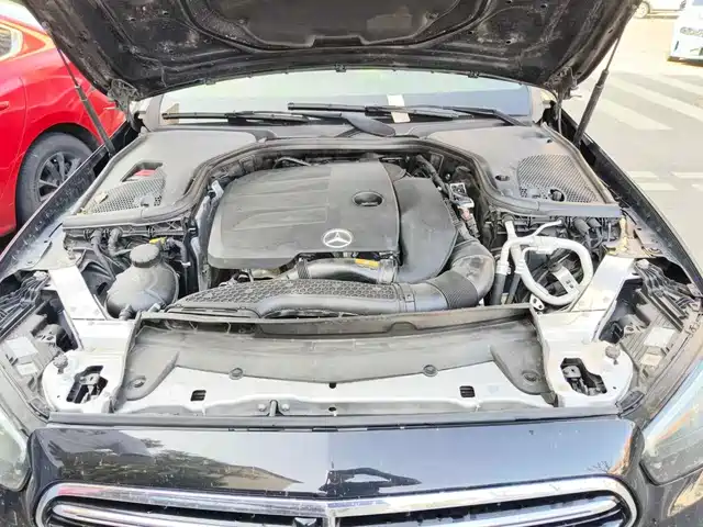 Mercedes-Benz E-Class 2021 Facelift E 300 L Fashion — фото 3