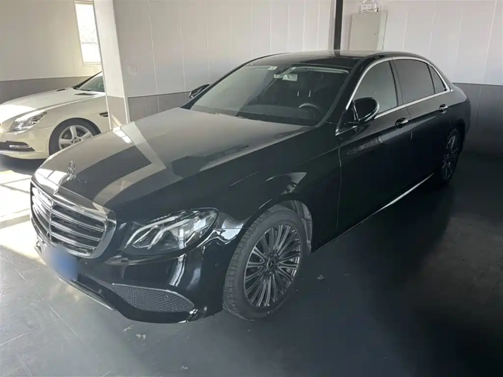 Mercedes-Benz E-Class 2019 E 300 L Sport Fashion фото 2