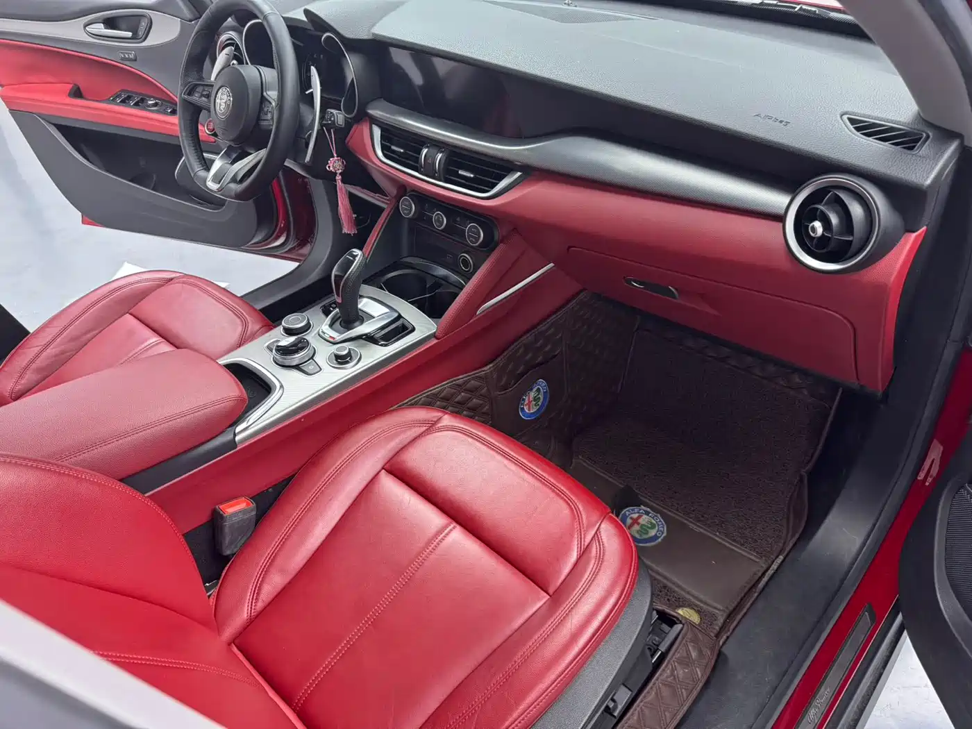 Alfa Romeo Stelvio 2020 2020 2.0T 280HP Luxury Edition