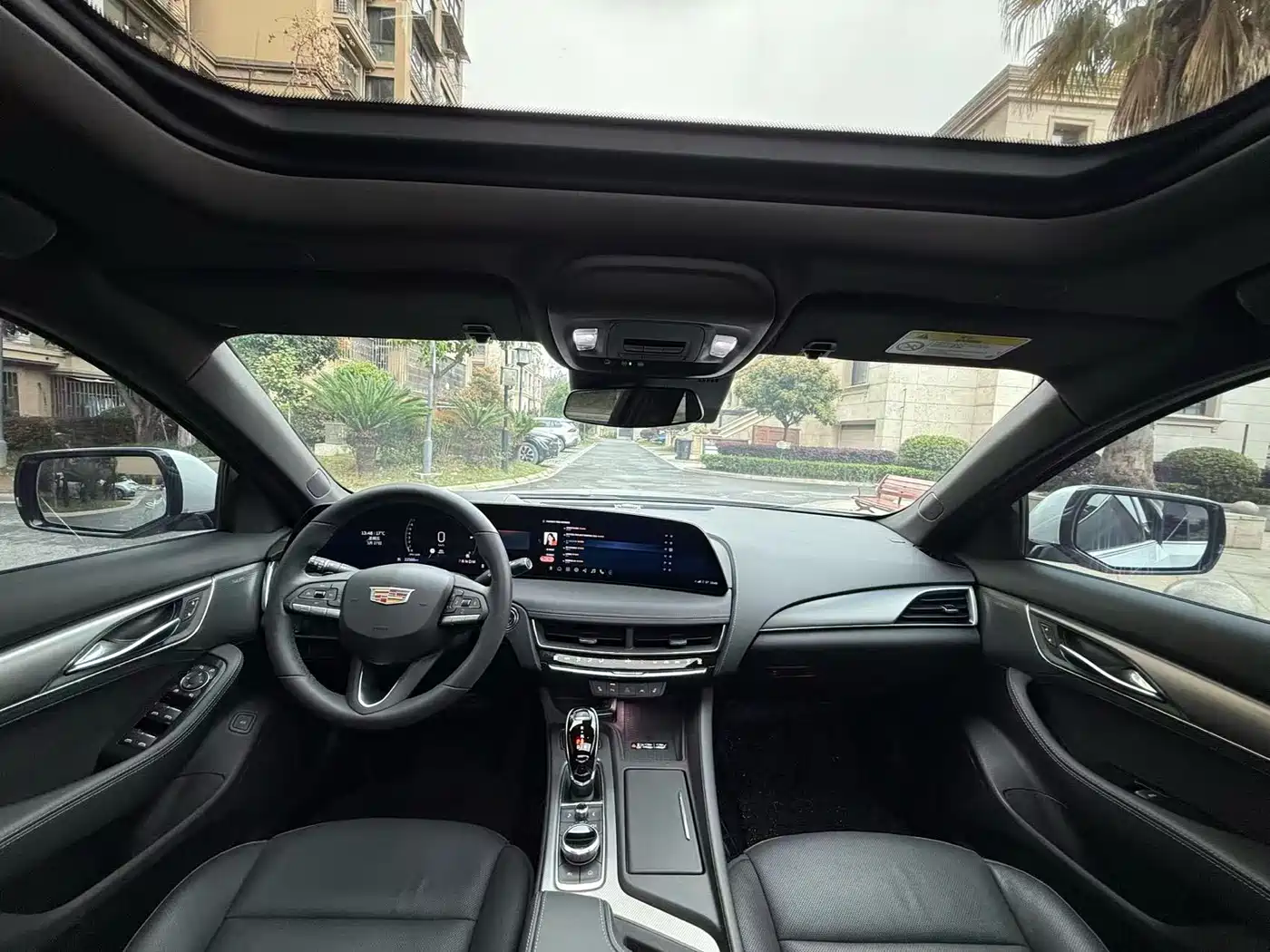 Cadillac CT5 2024 28T Luxury Model Pro фото 9