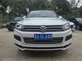 Фото 2 - Volkswagen Touareg