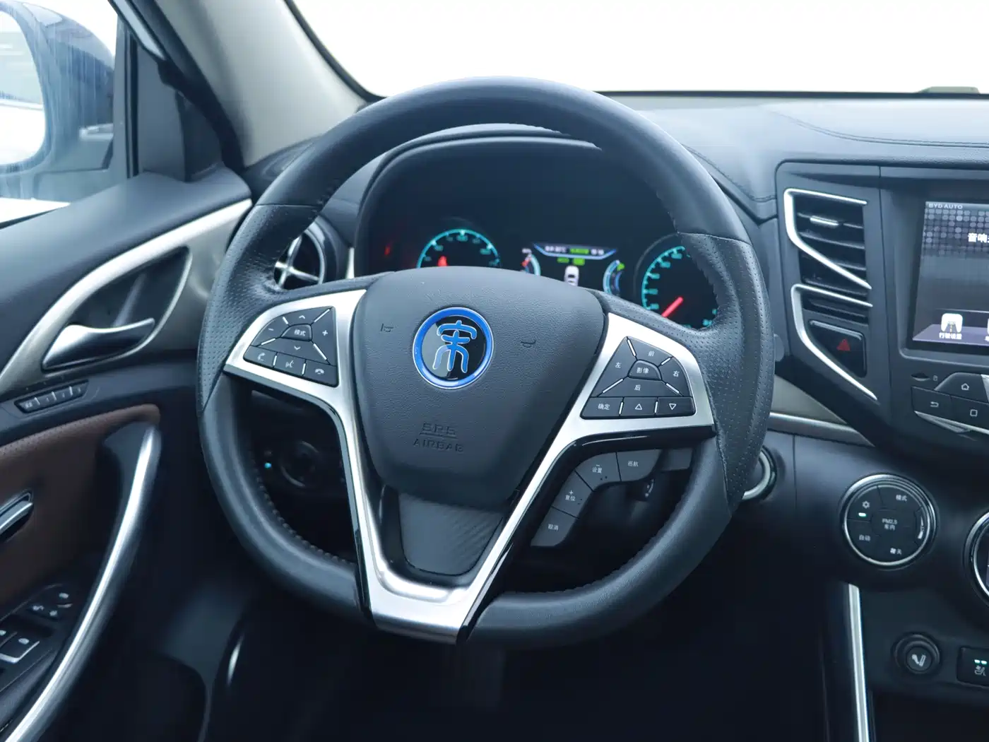 BYD Song New Energy 2017 2017 Song EV300 Premium
