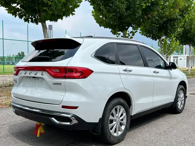 Haval M6 2023 PLUS 1.5T Manual Luxury Smart Connect — фото 4