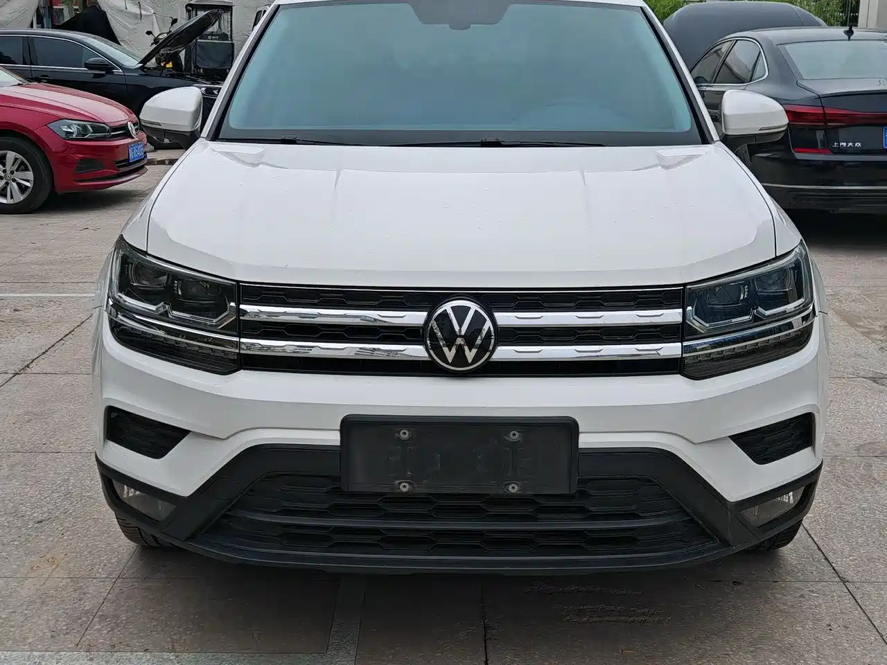 Volkswagen Tharu 2022 280TSI FWD Luxury Edition фото 2