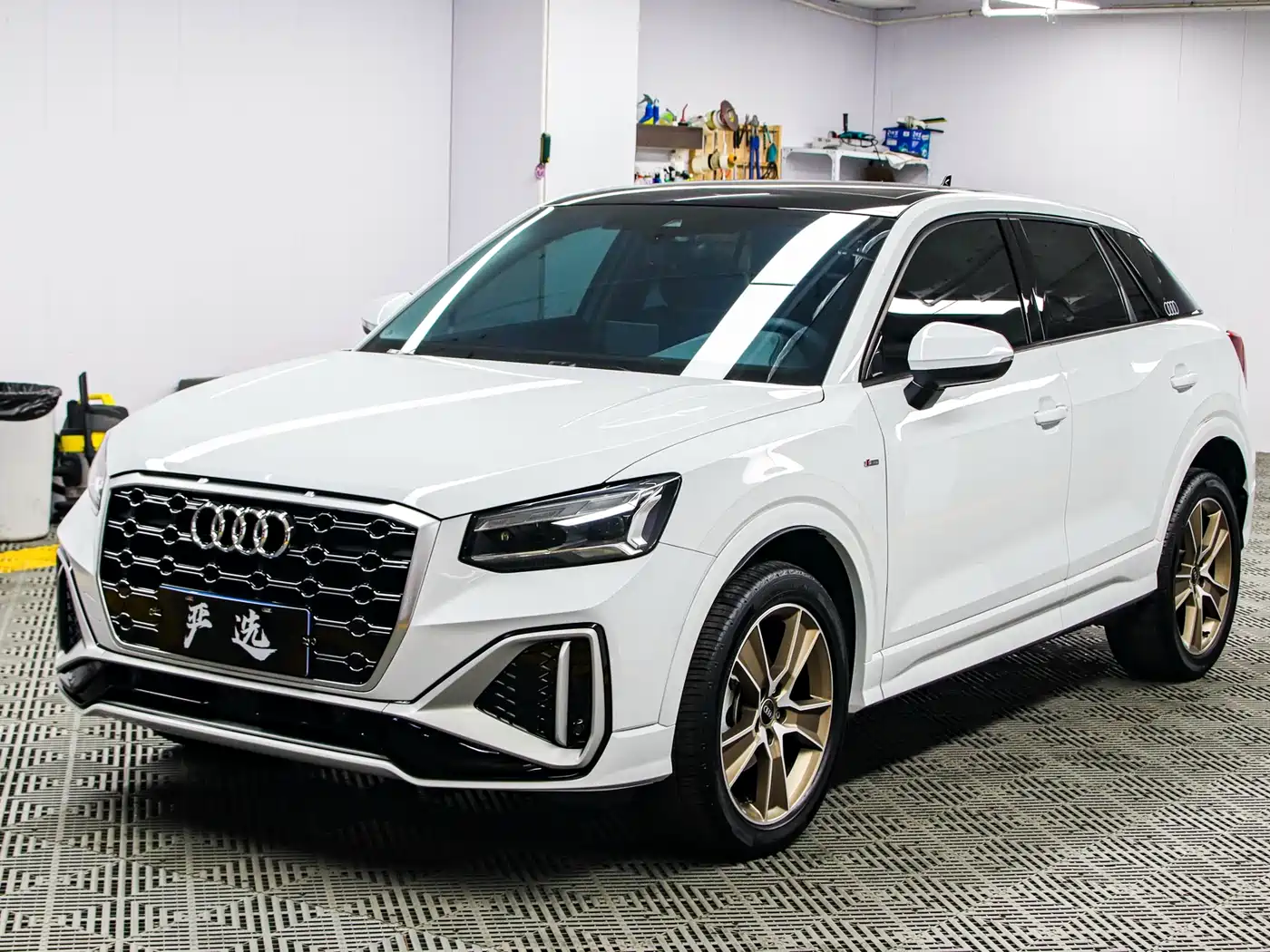 Audi Q2L 2022 35 TFSI Fashion Dynamic