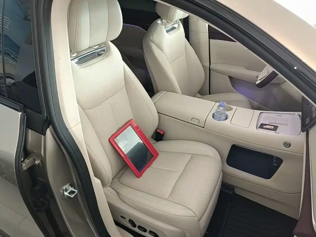 Voyah Courage 2026 2025 Model 2WD Huawei Qiankun Edition