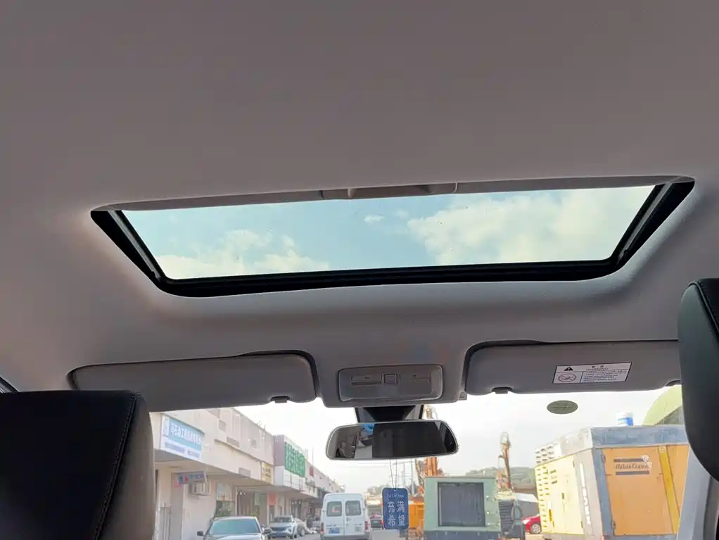 Wuling Motors Wuling Xingchen 2023 2021 1.5T CVT Starlight Edition