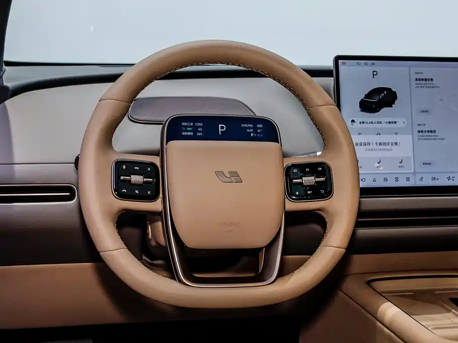 Li Auto i6 2025 2025 2WD Base Model