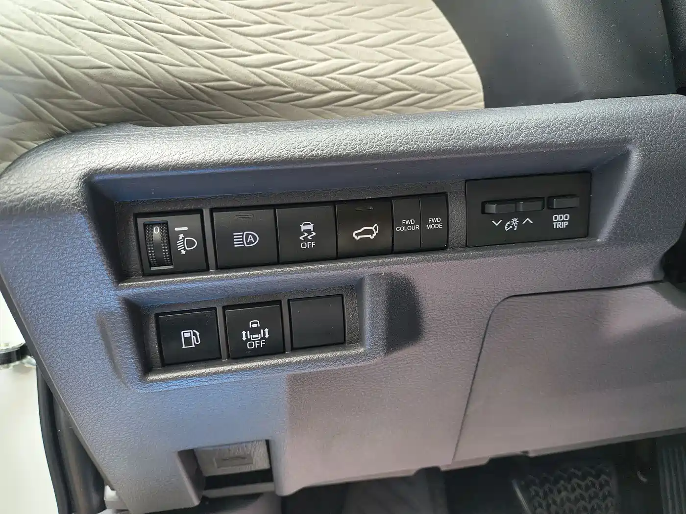 Toyota Sienna 2023 2.5L Hybrid Comfort Edition фото 10