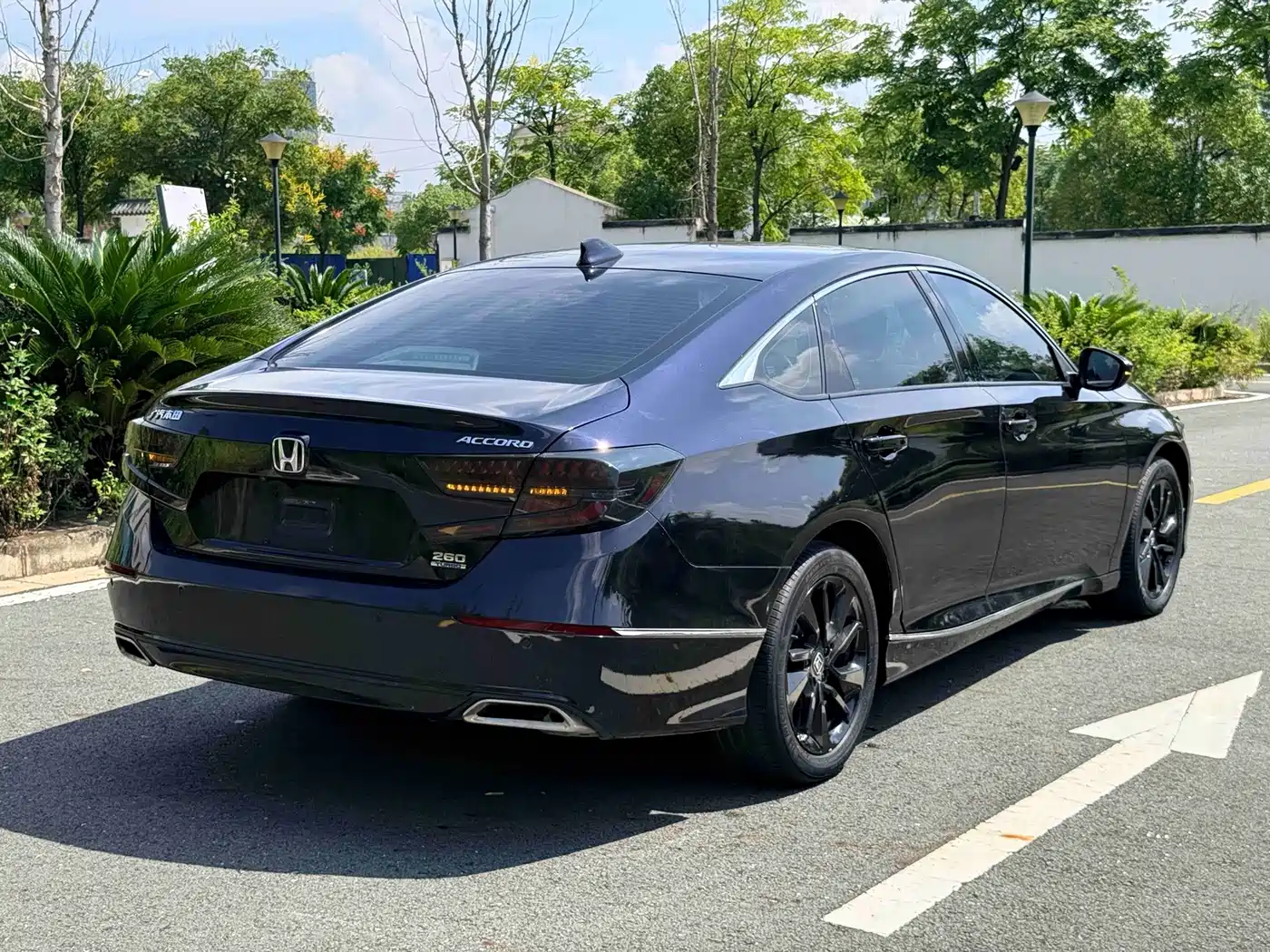 Фото 9 - Honda Accord