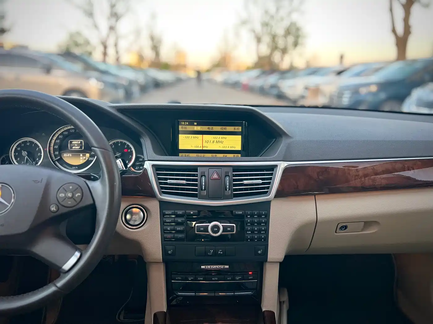 Mercedes-Benz E-Class 2011 E 300 L Elegance фото 14