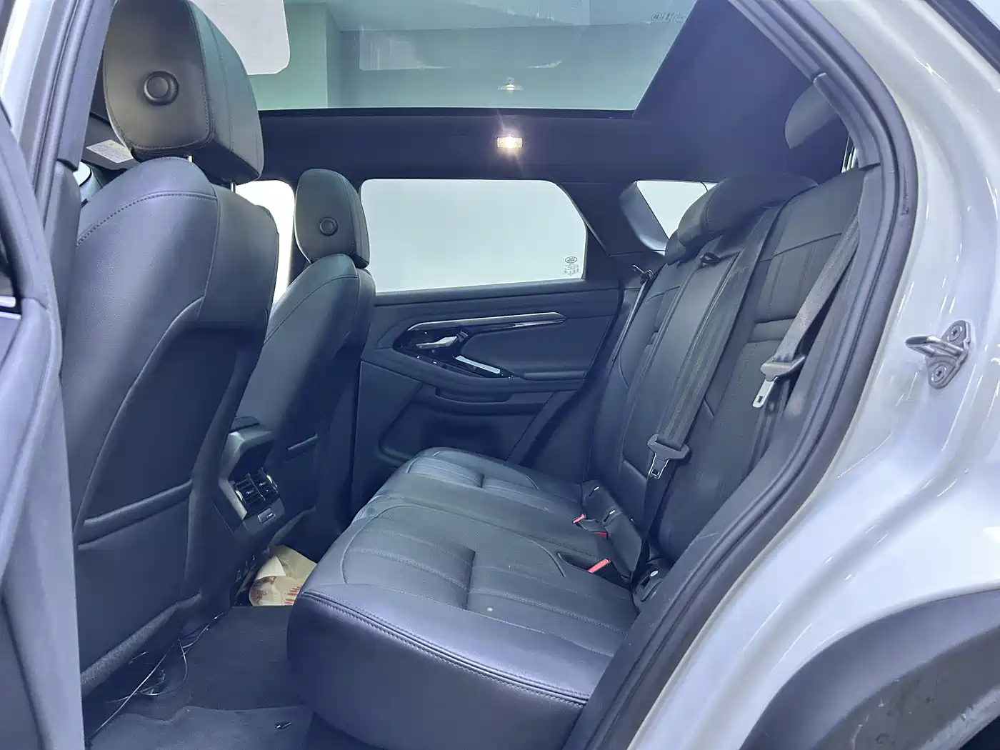 Land Rover Range Rover Evoque 2020 249PS R-DYNAMIC SE Sport Tech Edition фото 9