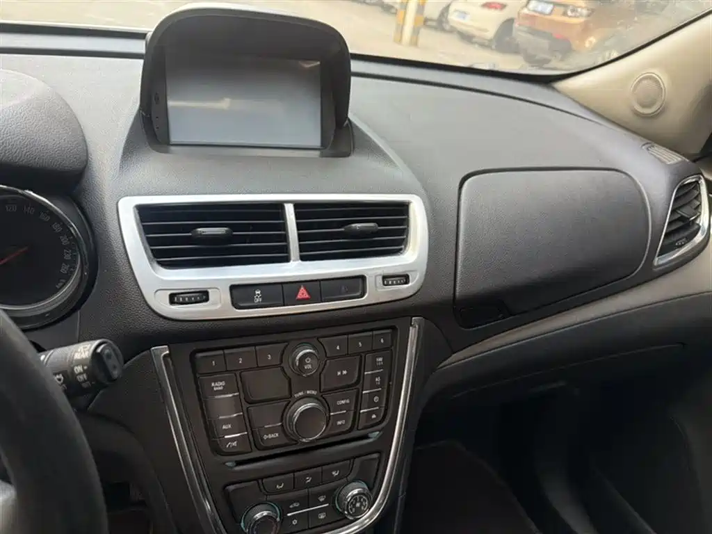 Buick Encore 2015 1.4T Automatic 2WD Urban Elite фото 6