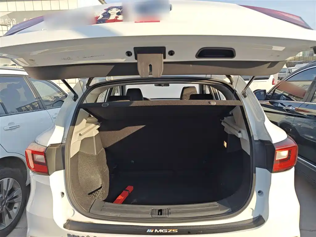 MG ZS 2021 2020 Global Million Bestseller 1.5L Manual with 65-inch Panoramic Sunroof