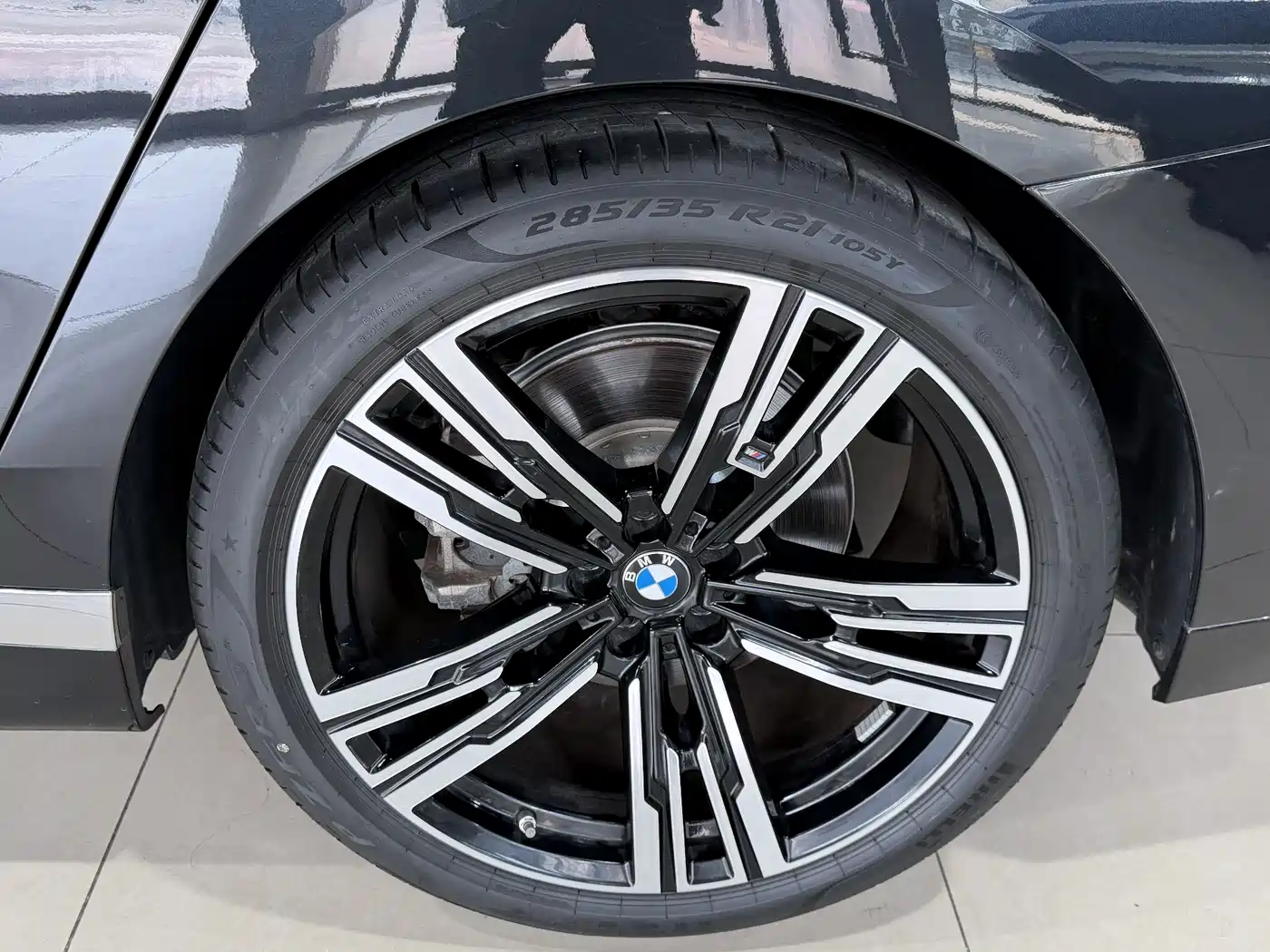 BMW 7-SERIES