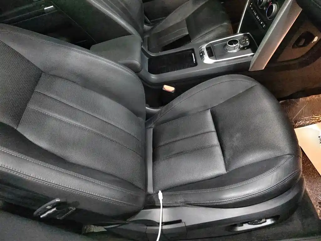 Land Rover Discovery Sport 2016 2.0T SE фото 17