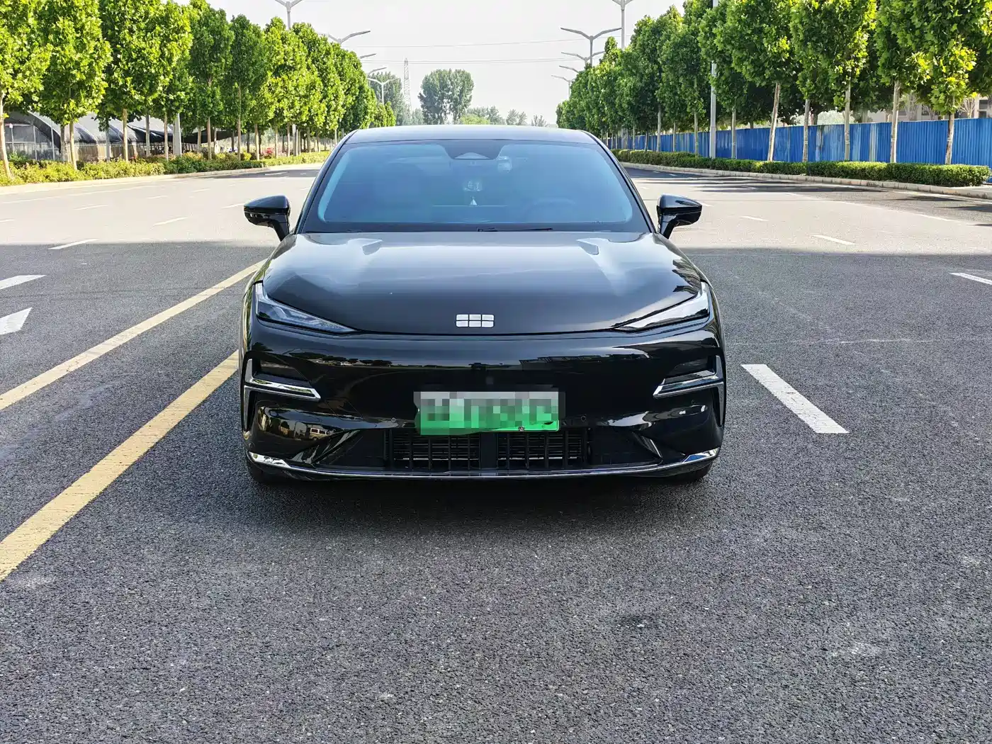 Geely Galaxy Galaxy Xingyao 8 2025 Model 130km EM-i Flagship Edition фото 2