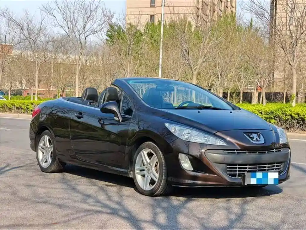 Peugeot 308 (Import) 2009 1.6T CC Automatic Luxury фото 2