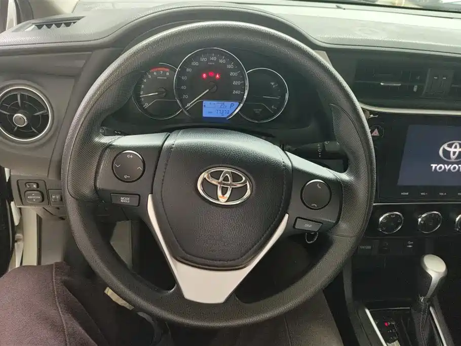 Toyota Levin 2018 185T CVT Premium Edition China V фото 15