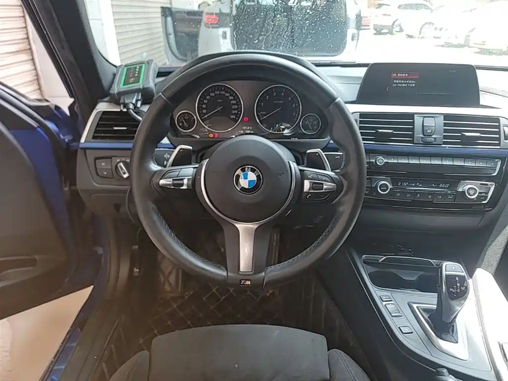 BMW 3 Series 2018 320i M Sport Package фото 11