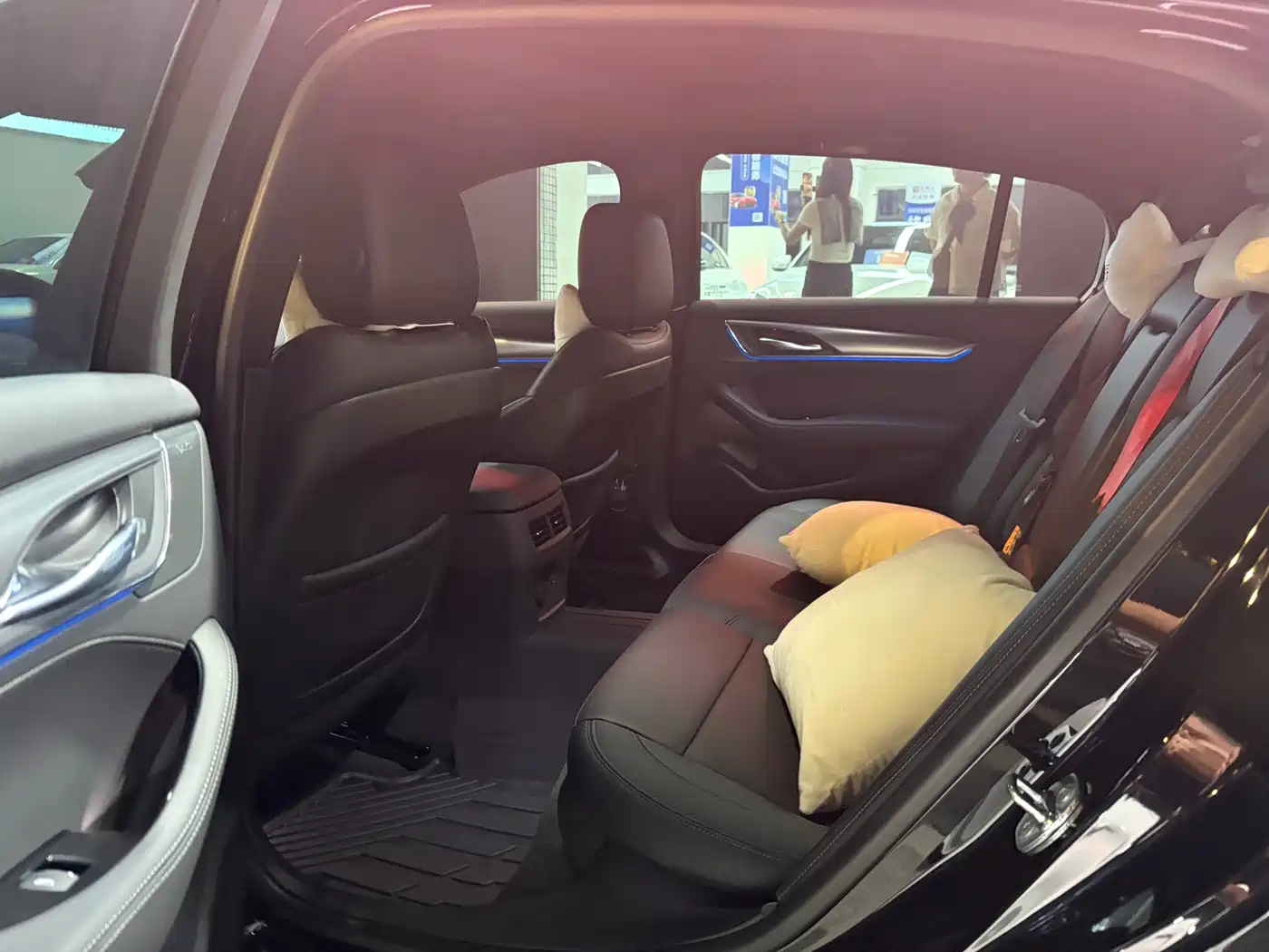 Cadillac CT5 2026 2025 Model 28T Track Performance Edition