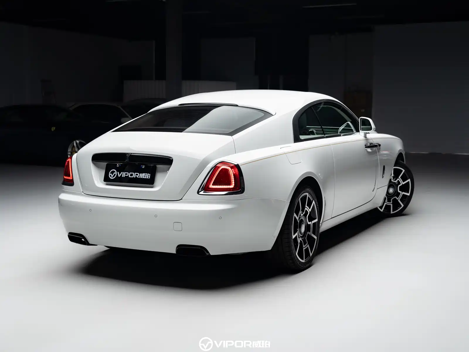 Фото 3 - Rolls-Royce Wraith