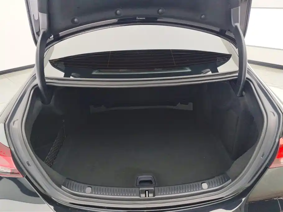 Mercedes-Benz E-Class 2021 E 260 L Sport фото 4