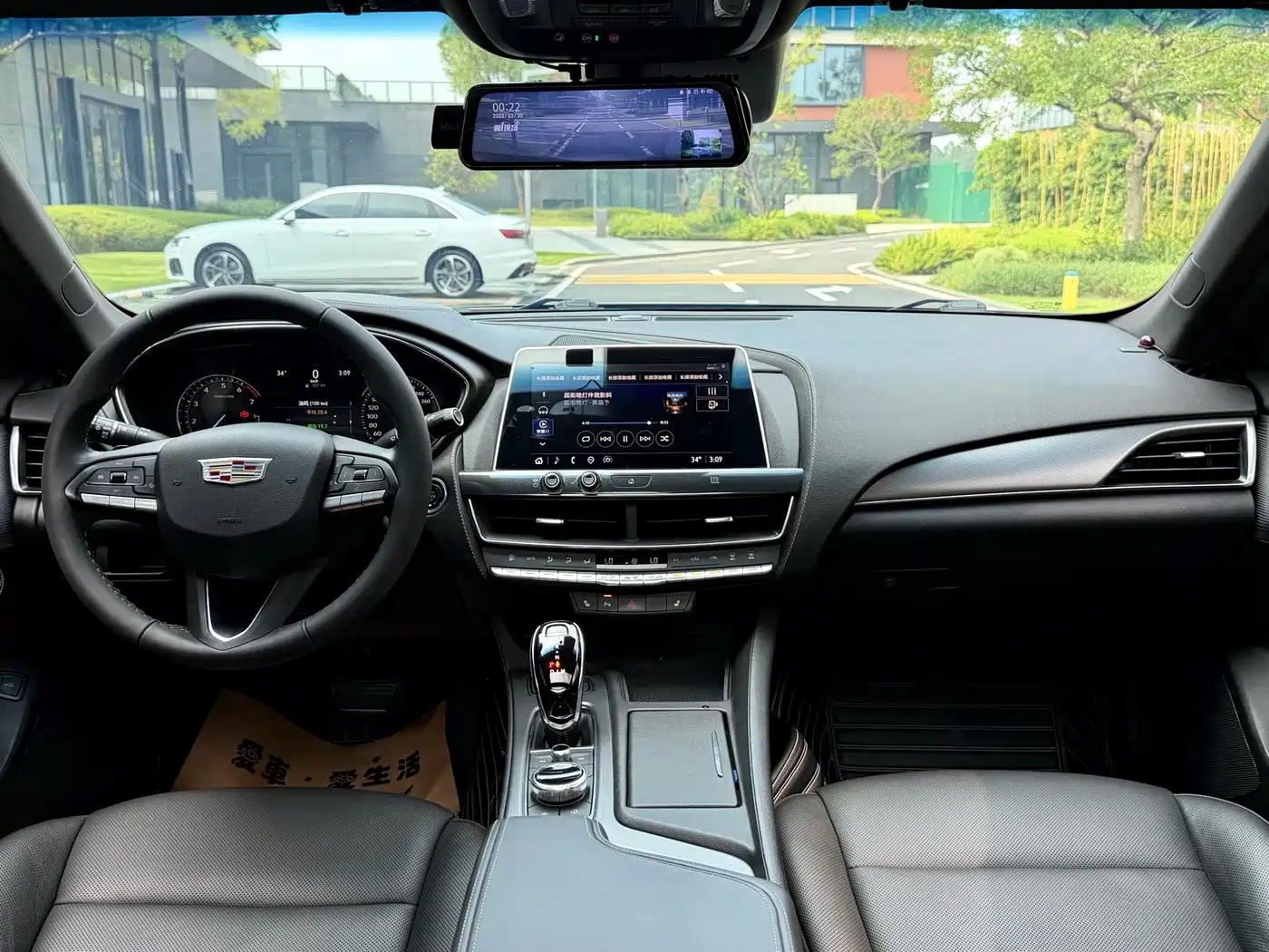Фото 14 - Cadillac CT5