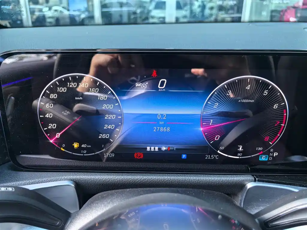 Mercedes-Benz GLB 2024 GLB 200 Dynamic фото 7