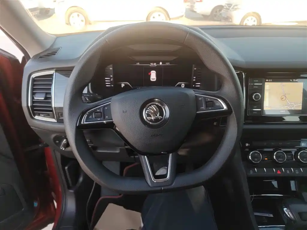 Škoda Kodiaq GT 2019 TSI330 2WD Comfort Edition China VI фото 3
