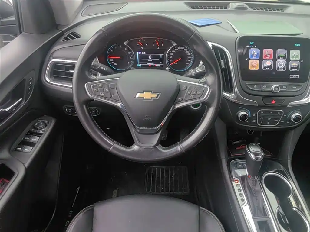 Chevrolet Equinox 2017 550T Automatic 4WD Pioneer Edition фото 17