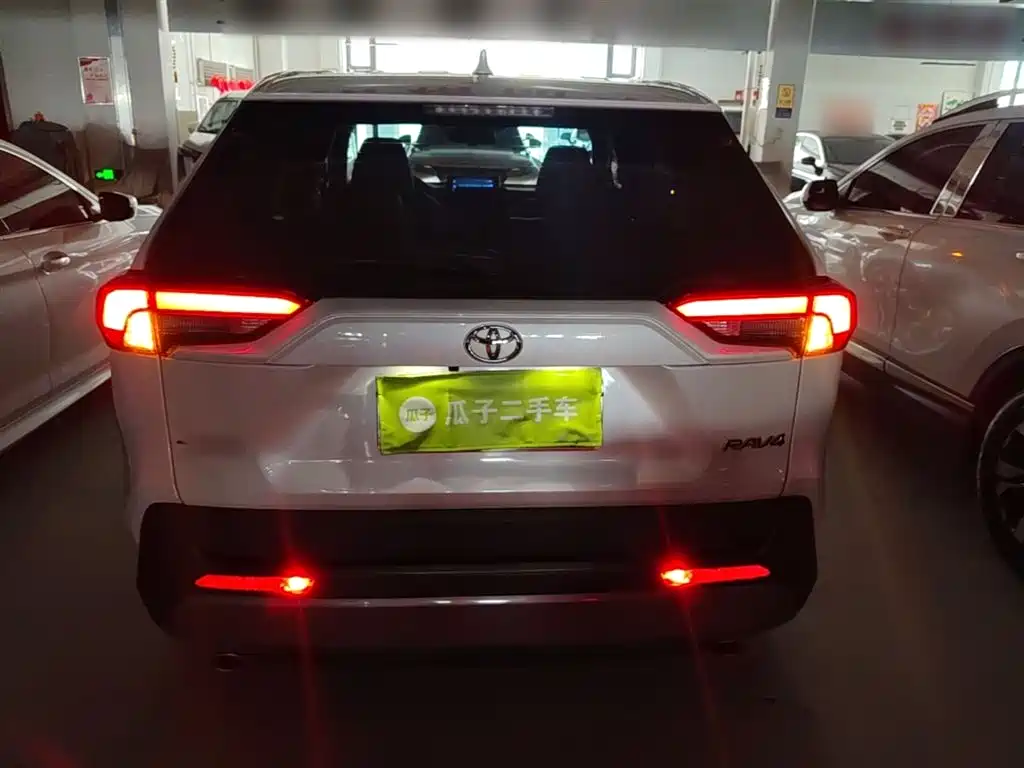 Toyota RAV4 Rongfang 2022 2.0L CVT 2WD Trend Edition фото 6