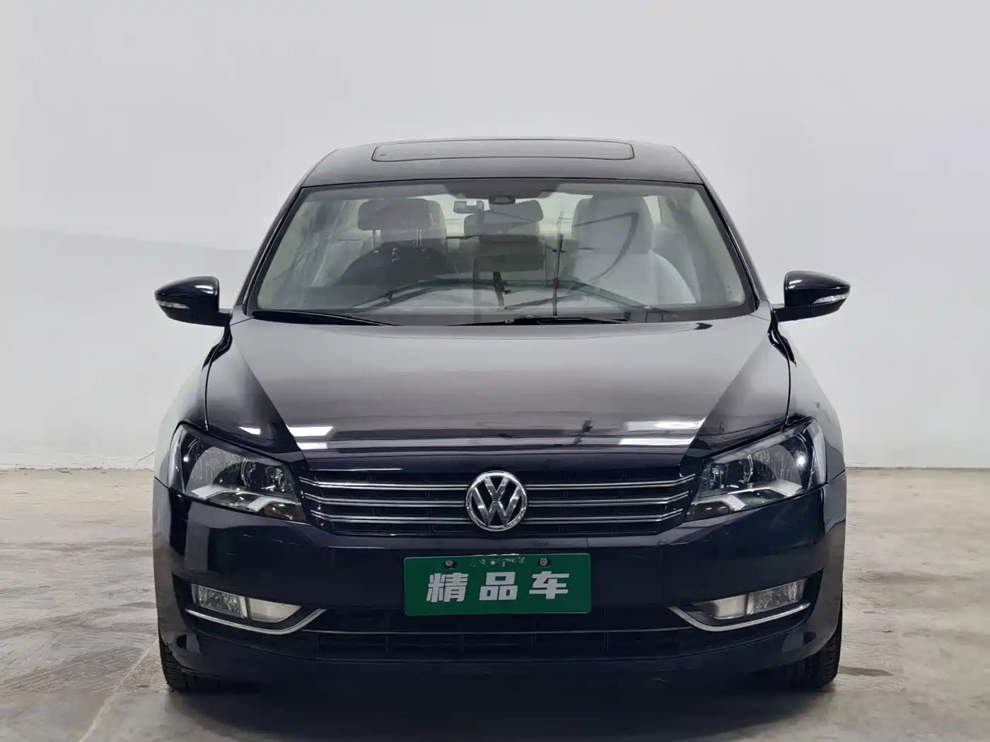 Фото 2 - Volkswagen Passat