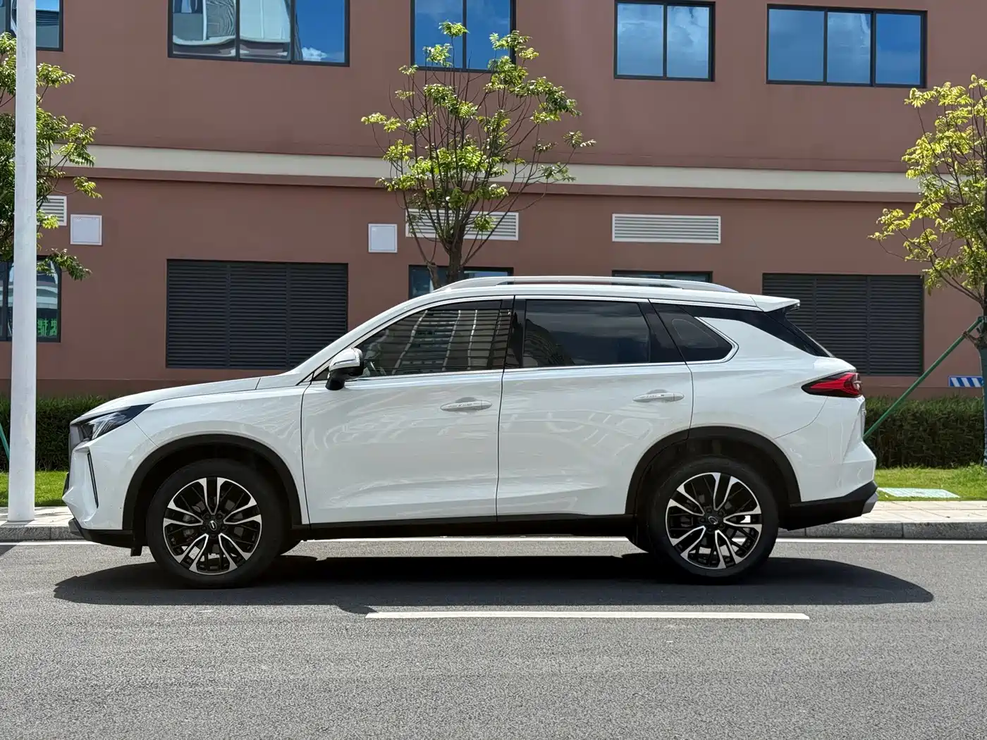 GAC Trumpchi Trumpchi GS4 PLUS 2022 2022 390T Automatic Galaxy Edition