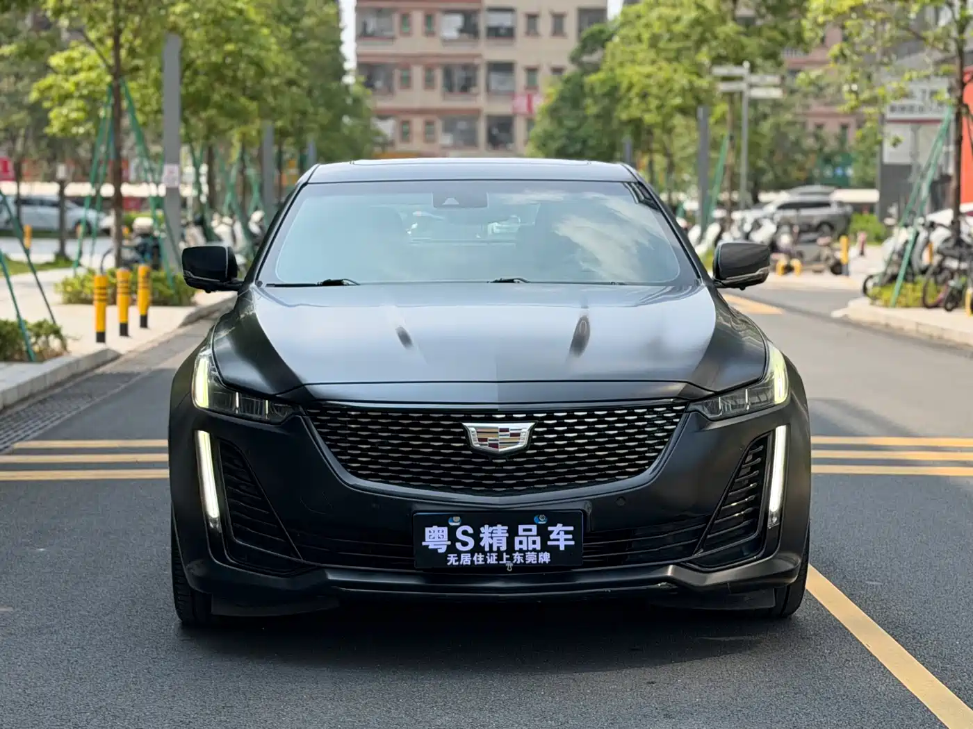 Фото 2 - Cadillac CT5