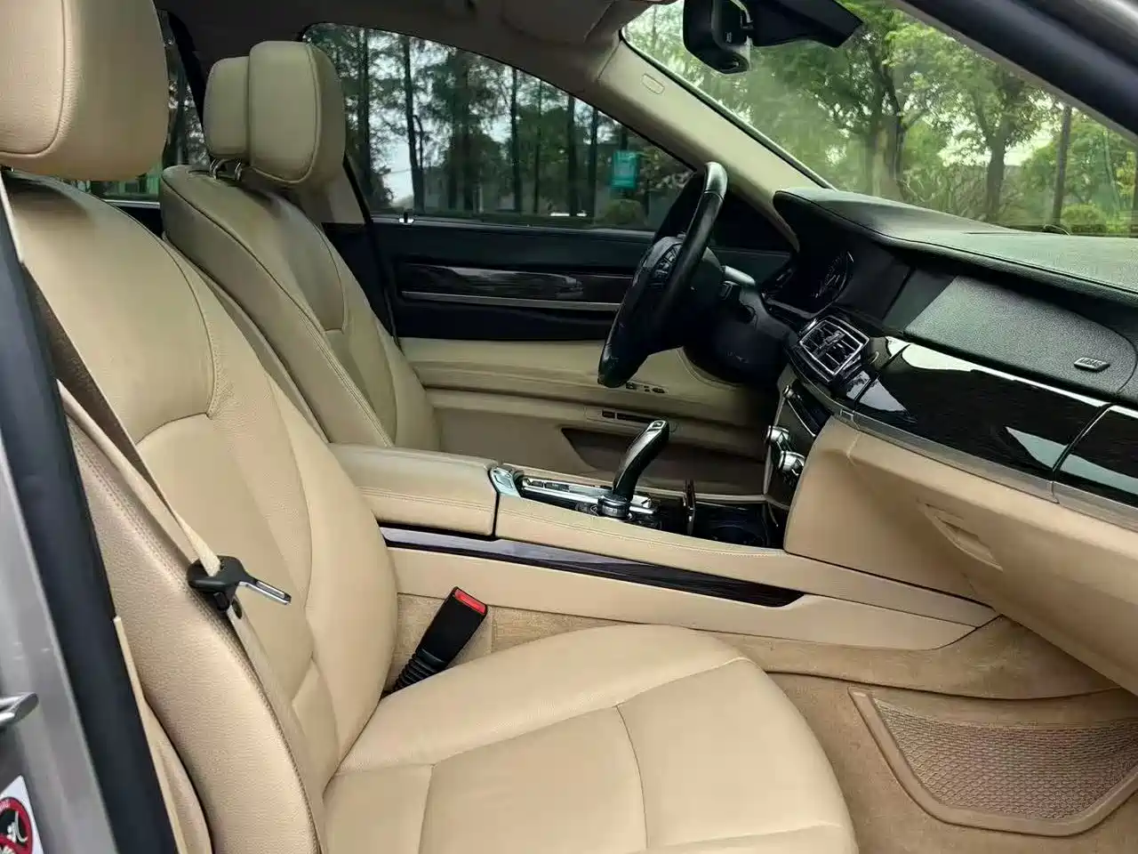 BMW 7 Series 2011 730Li Elegance фото 9