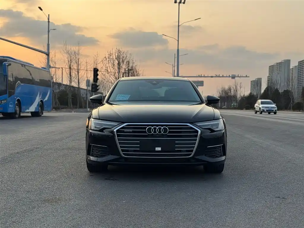 Audi A6L 2019 55 TFSI quattro Premium Elegance фото 2