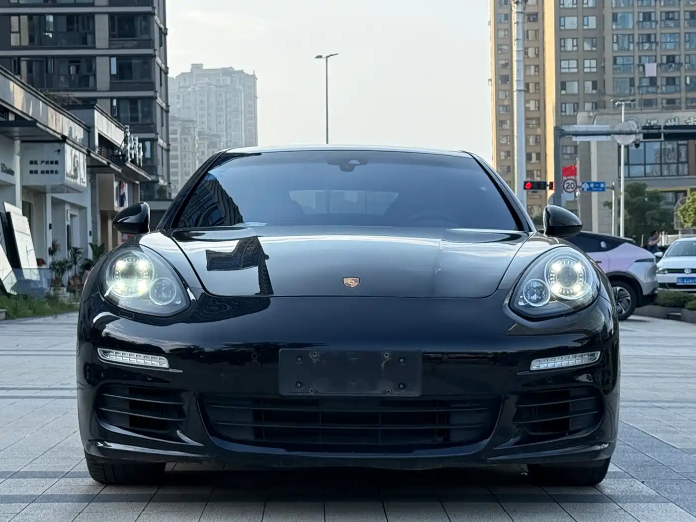 Porsche Panamera 2016 Panamera Edition 3.0T фото 2