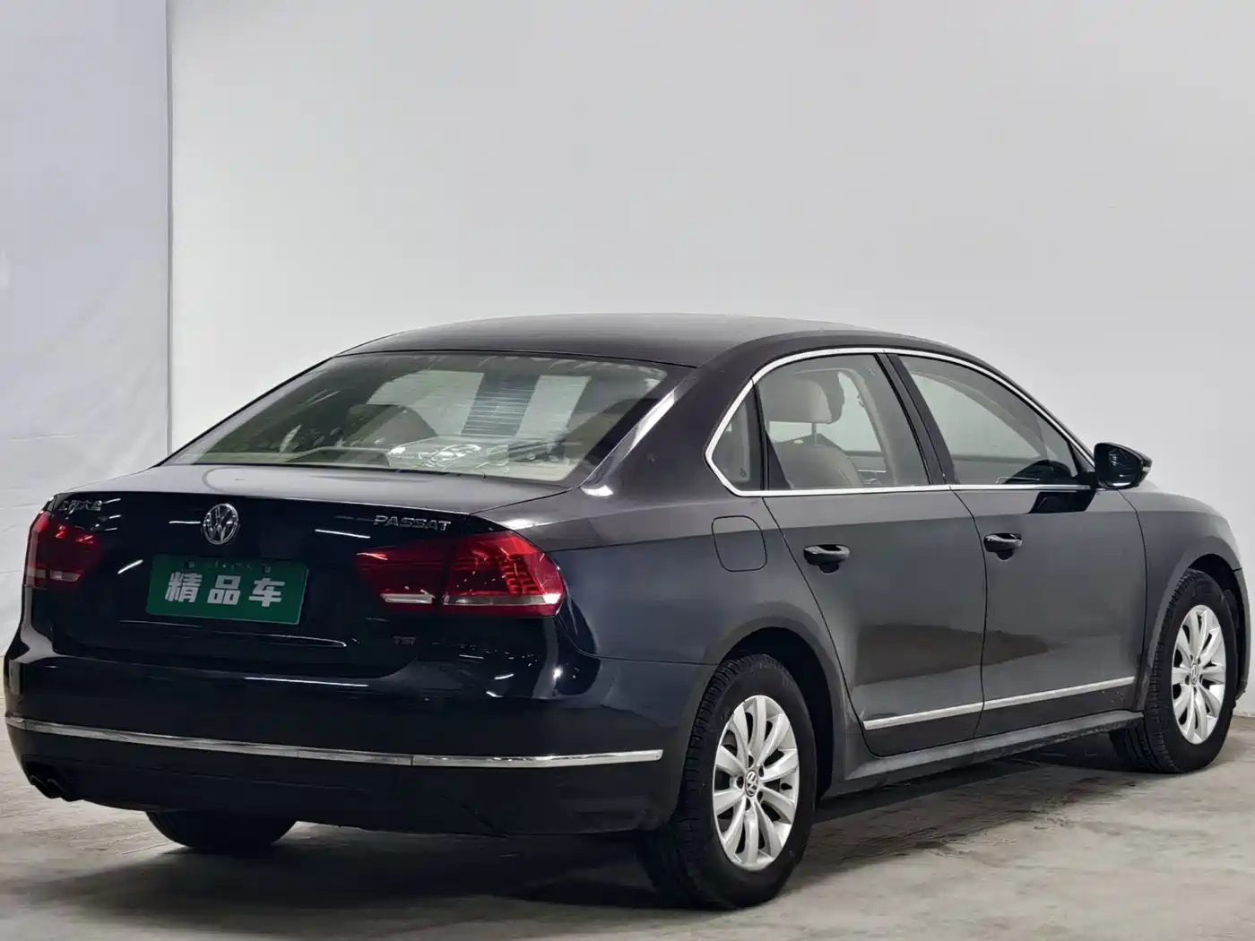 Фото 4 - Volkswagen Passat