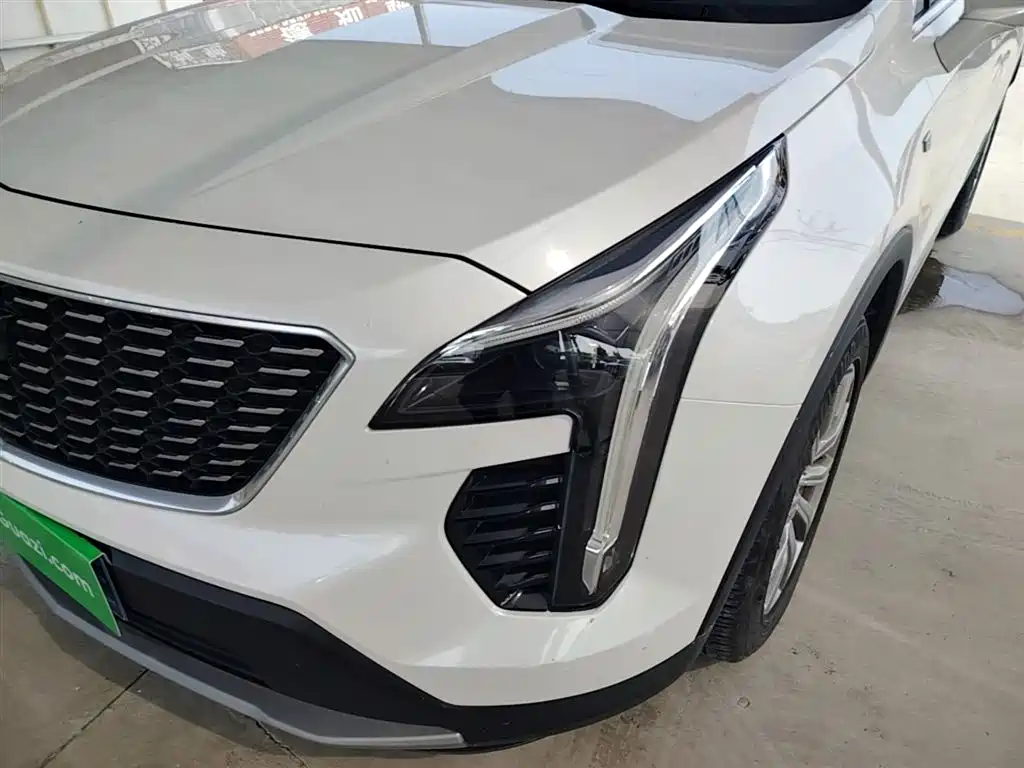 Cadillac XT4 2018 Model 28T 2WD Luxury фото 24