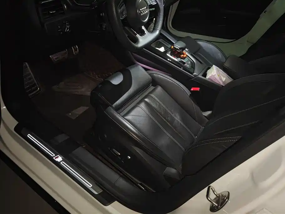 Audi A4L 2024 40 TFSI Luxury Dynamic фото 9