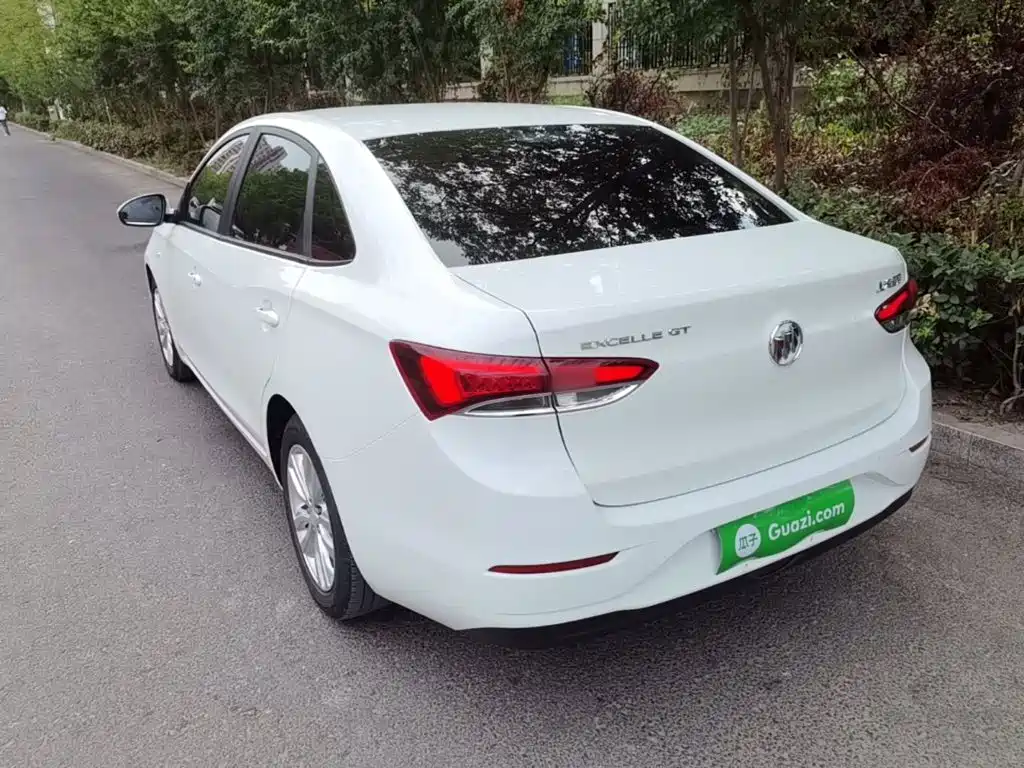 Фото 5 - Buick Excelle