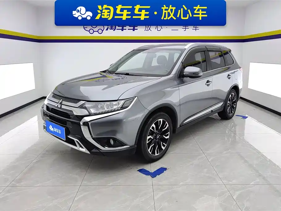 Mitsubishi Outlander 2020 2.0L 2WD Premium 7-seater