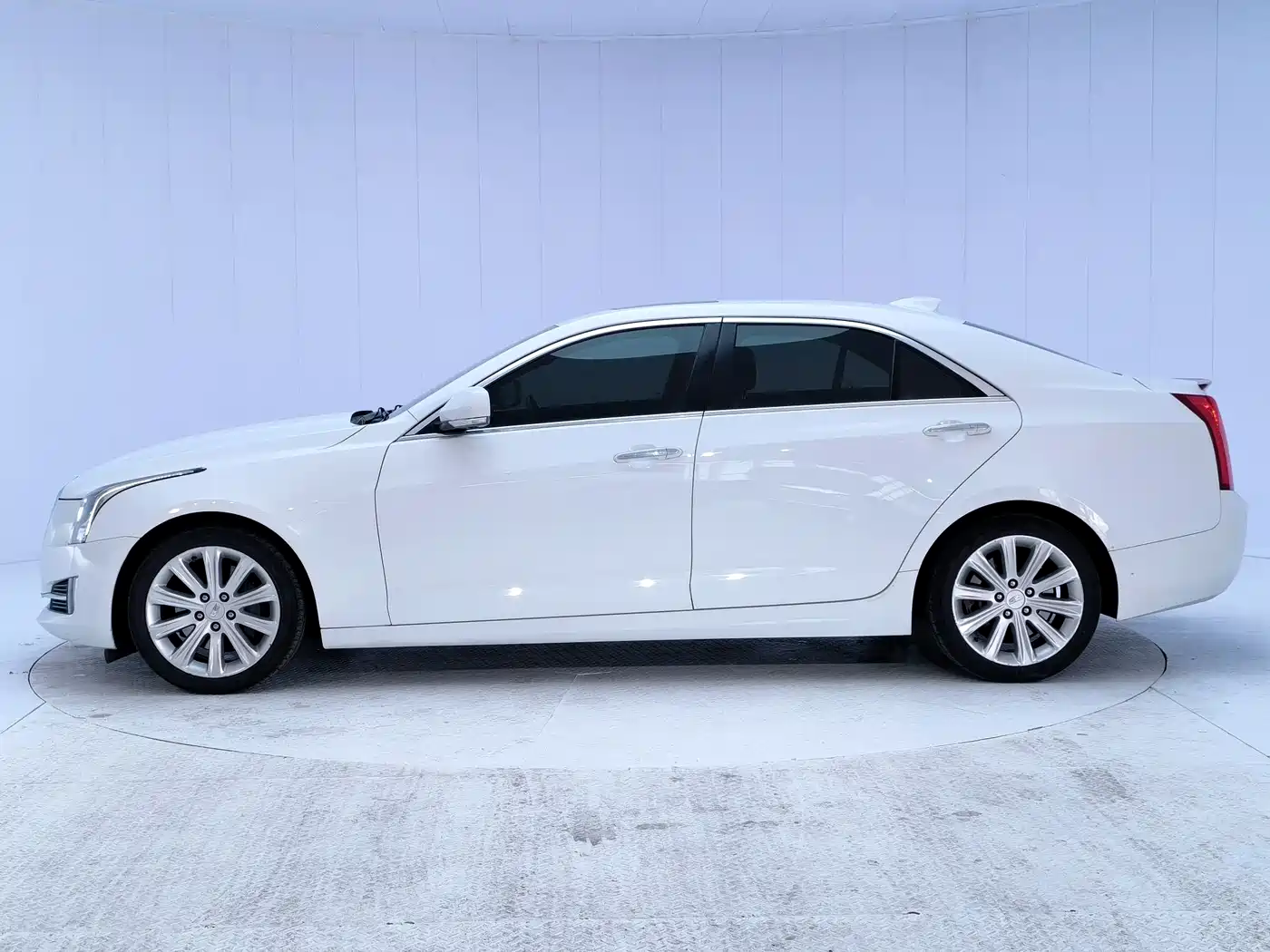 Cadillac ATS-L 2017 28T Technology фото 6